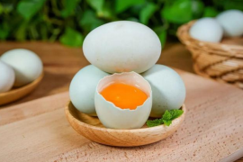 鸡蛋、鸭蛋、鹌鹑哪个营养价值高？